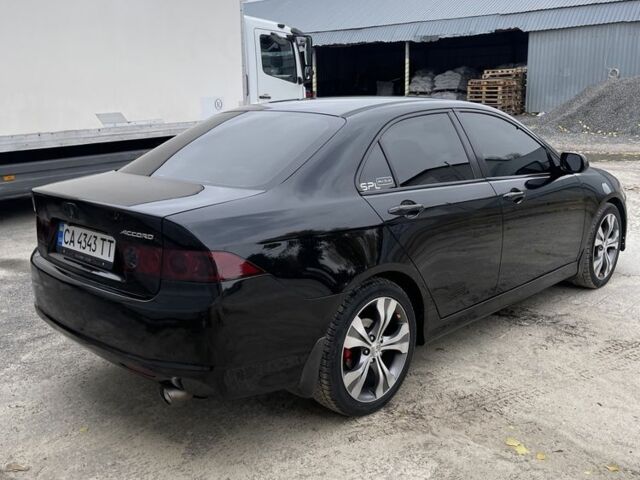 Чорний Хонда Аккорд, об'ємом двигуна 2 л та пробігом 300 тис. км за 8700 $, фото 5 на Automoto.ua