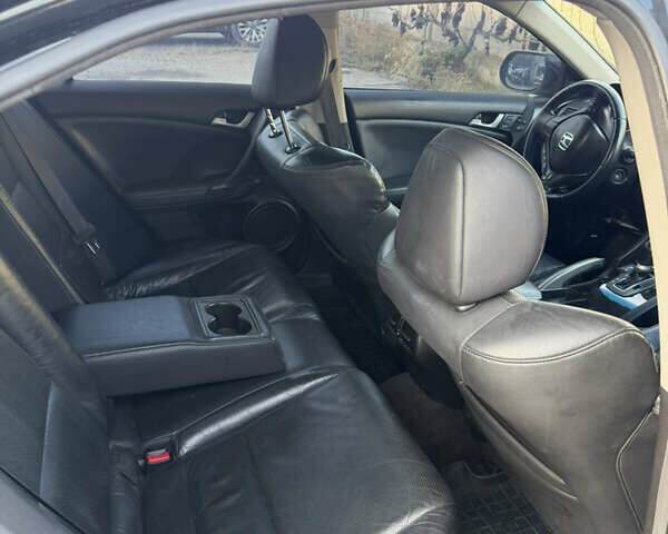 Чорний Хонда Аккорд, об'ємом двигуна 2.35 л та пробігом 258 тис. км за 9500 $, фото 11 на Automoto.ua