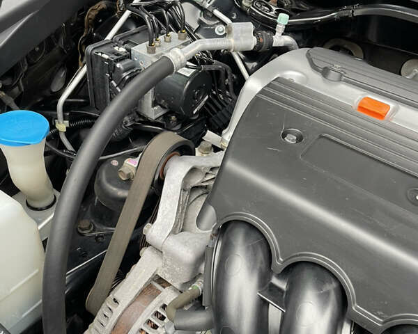 Черный Хонда Аккорд, объемом двигателя 2.4 л и пробегом 177 тыс. км за 10200 $, фото 24 на Automoto.ua