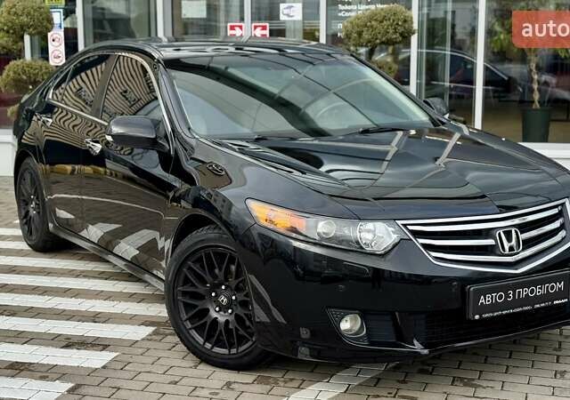 Черный Хонда Аккорд, объемом двигателя 2 л и пробегом 239 тыс. км за 10500 $, фото 10 на Automoto.ua