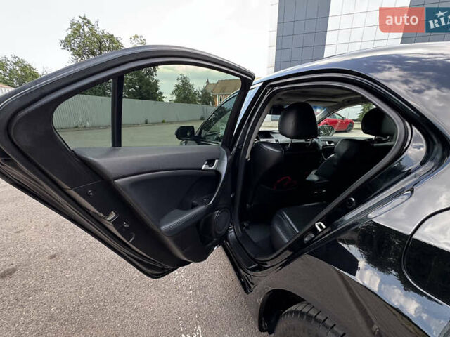 Чорний Хонда Аккорд, об'ємом двигуна 2.4 л та пробігом 235 тис. км за 12307 $, фото 18 на Automoto.ua