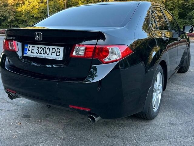 Черный Хонда Аккорд, объемом двигателя 2.4 л и пробегом 219 тыс. км за 0 $, фото 5 на Automoto.ua