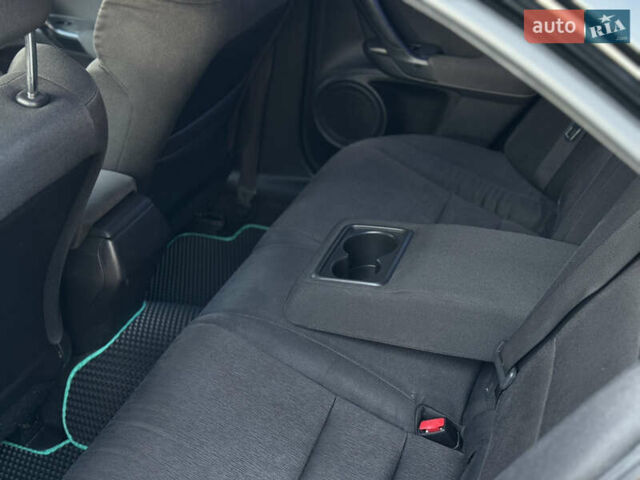 Чорний Хонда Аккорд, об'ємом двигуна 2 л та пробігом 208 тис. км за 10500 $, фото 17 на Automoto.ua