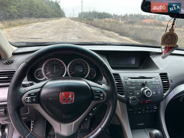 Чорний Хонда Аккорд, об'ємом двигуна 2.4 л та пробігом 205 тис. км за 7450 $, фото 16 на Automoto.ua