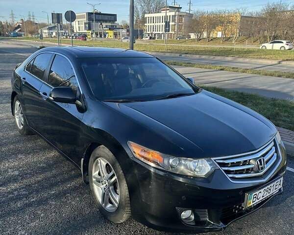 Чорний Хонда Аккорд, об'ємом двигуна 2 л та пробігом 177 тис. км за 9000 $, фото 4 на Automoto.ua