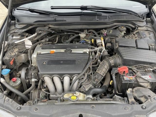 Чорний Хонда Аккорд, об'ємом двигуна 2 л та пробігом 300 тис. км за 8700 $, фото 10 на Automoto.ua