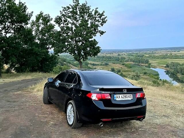 Черный Хонда Аккорд, объемом двигателя 2.4 л и пробегом 255 тыс. км за 9200 $, фото 3 на Automoto.ua