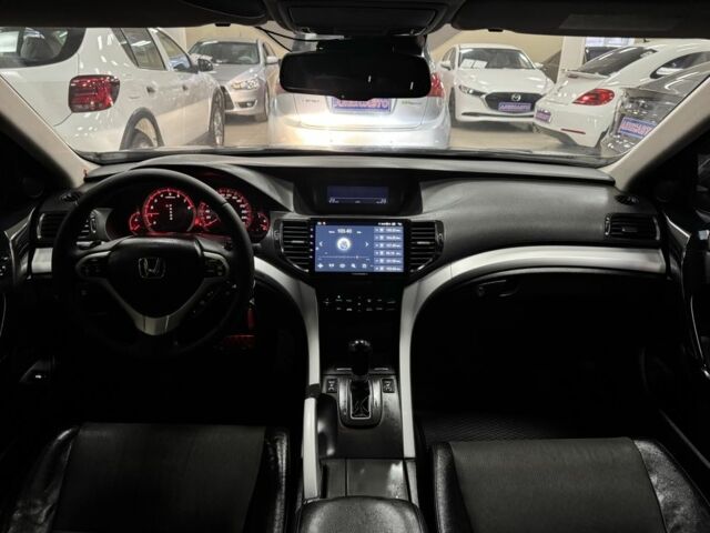 Черный Хонда Аккорд, объемом двигателя 2.4 л и пробегом 187 тыс. км за 9500 $, фото 11 на Automoto.ua