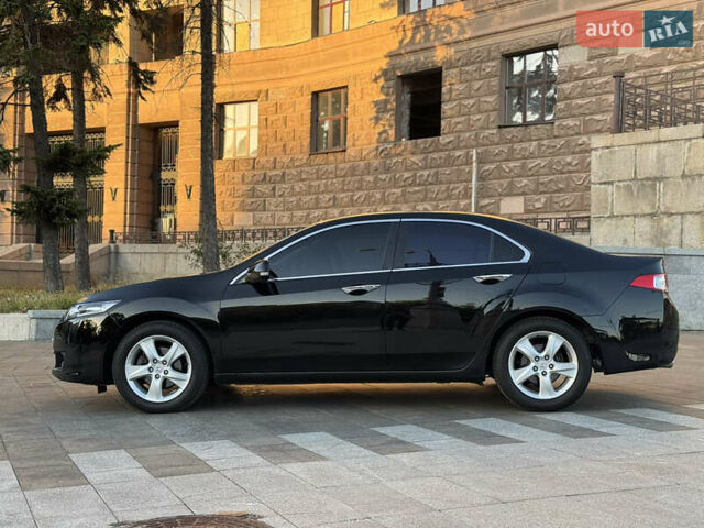 Чорний Хонда Аккорд, об'ємом двигуна 2 л та пробігом 208 тис. км за 10500 $, фото 1 на Automoto.ua