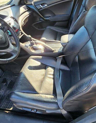 Черный Хонда Аккорд, объемом двигателя 2.4 л и пробегом 250 тыс. км за 8999 $, фото 4 на Automoto.ua