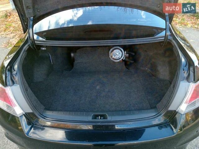 Черный Хонда Аккорд, объемом двигателя 2.35 л и пробегом 177 тыс. км за 7700 $, фото 24 на Automoto.ua