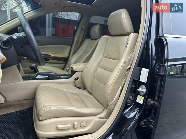 Чорний Хонда Аккорд, об'ємом двигуна 3.47 л та пробігом 280 тис. км за 7800 $, фото 7 на Automoto.ua