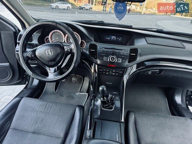 Чорний Хонда Аккорд, об'ємом двигуна 2 л та пробігом 280 тис. км за 6800 $, фото 11 на Automoto.ua