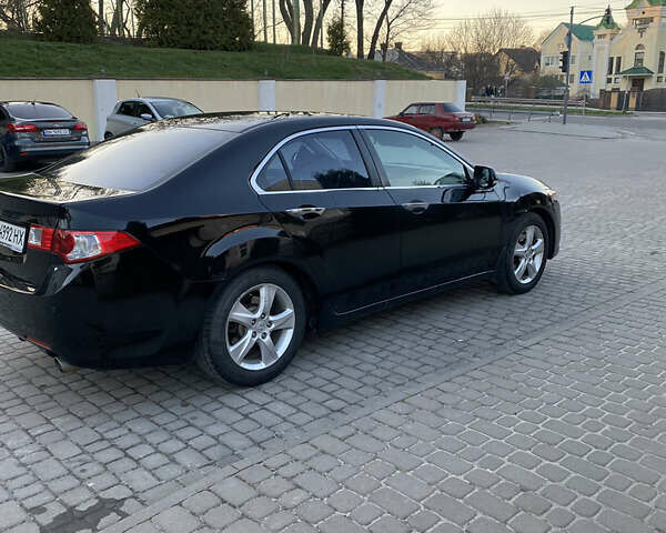 Чорний Хонда Аккорд, об'ємом двигуна 2.4 л та пробігом 360 тис. км за 7500 $, фото 4 на Automoto.ua