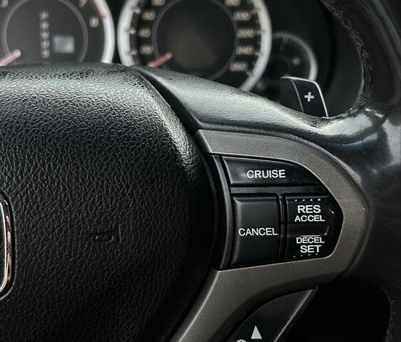 Черный Хонда Аккорд, объемом двигателя 2 л и пробегом 285 тыс. км за 9400 $, фото 11 на Automoto.ua