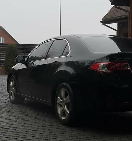 Черный Хонда Аккорд, объемом двигателя 2 л и пробегом 185 тыс. км за 7900 $, фото 5 на Automoto.ua