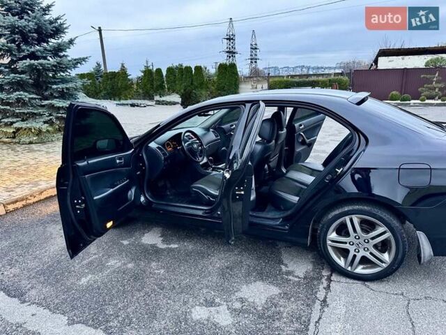 Черный Хонда Аккорд, объемом двигателя 2 л и пробегом 167 тыс. км за 8000 $, фото 14 на Automoto.ua