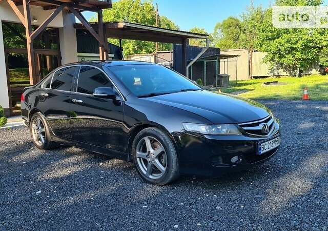Чорний Хонда Аккорд, об'ємом двигуна 2 л та пробігом 320 тис. км за 6000 $, фото 4 на Automoto.ua