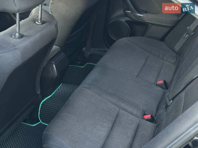 Чорний Хонда Аккорд, об'ємом двигуна 2 л та пробігом 208 тис. км за 10500 $, фото 18 на Automoto.ua