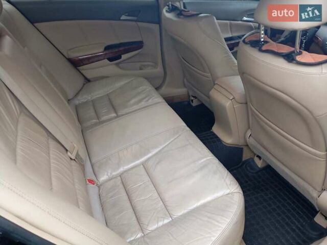 Черный Хонда Аккорд, объемом двигателя 2.35 л и пробегом 175 тыс. км за 7300 $, фото 4 на Automoto.ua