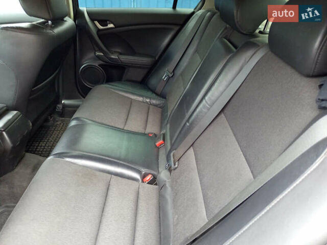 Чорний Хонда Аккорд, об'ємом двигуна 2.35 л та пробігом 220 тис. км за 8500 $, фото 3 на Automoto.ua