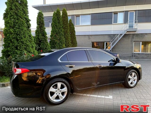 Чорний Хонда Аккорд, об'ємом двигуна 2 л та пробігом 205 тис. км за 9999 $, фото 4 на Automoto.ua