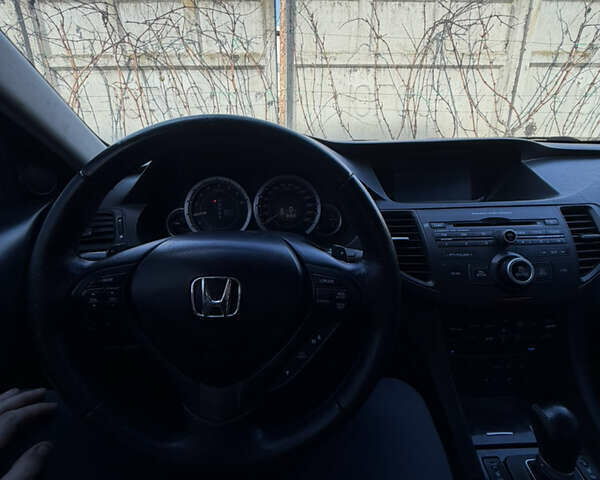 Чорний Хонда Аккорд, об'ємом двигуна 2.35 л та пробігом 258 тис. км за 9500 $, фото 13 на Automoto.ua