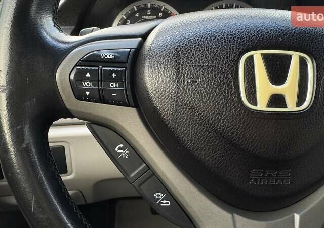 Черный Хонда Аккорд, объемом двигателя 2 л и пробегом 239 тыс. км за 10500 $, фото 25 на Automoto.ua