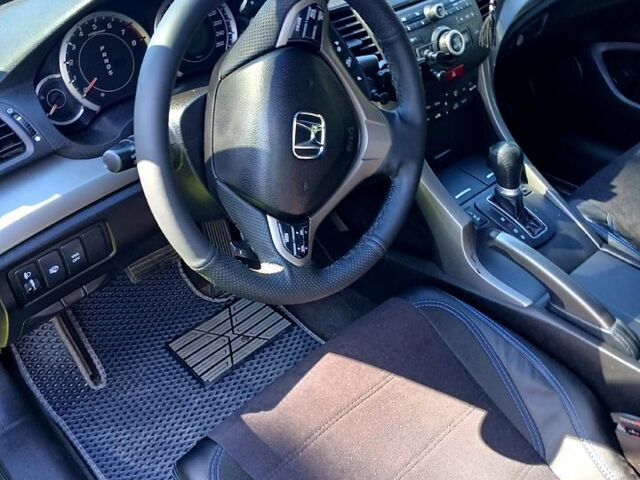 Черный Хонда Аккорд, объемом двигателя 2 л и пробегом 273 тыс. км за 7999 $, фото 3 на Automoto.ua