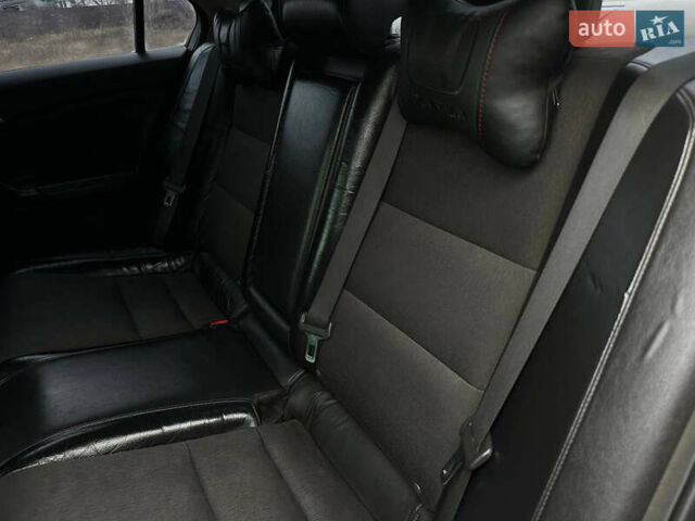 Чорний Хонда Аккорд, об'ємом двигуна 2.4 л та пробігом 205 тис. км за 7450 $, фото 17 на Automoto.ua