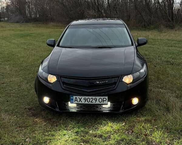 Черный Хонда Аккорд, объемом двигателя 2.4 л и пробегом 270 тыс. км за 8000 $, фото 8 на Automoto.ua