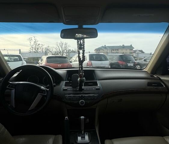 Чорний Хонда Аккорд, об'ємом двигуна 2.4 л та пробігом 280 тис. км за 7200 $, фото 7 на Automoto.ua