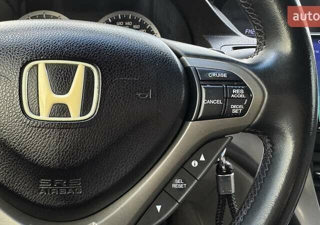 Черный Хонда Аккорд, объемом двигателя 2 л и пробегом 239 тыс. км за 10500 $, фото 26 на Automoto.ua