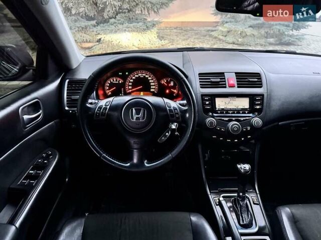 Черный Хонда Аккорд, объемом двигателя 2 л и пробегом 167 тыс. км за 8000 $, фото 27 на Automoto.ua