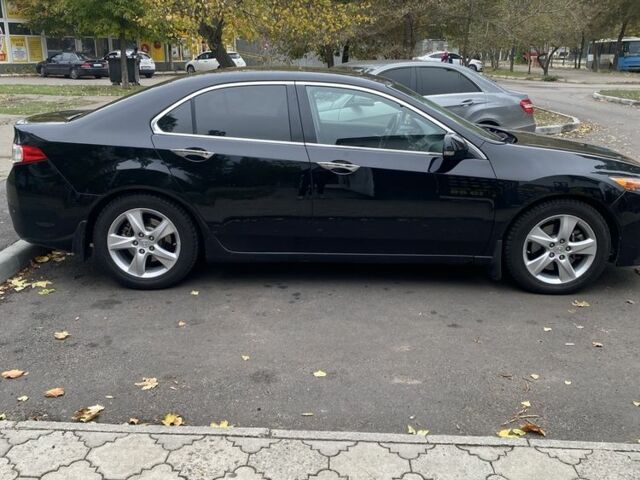 Черный Хонда Аккорд, объемом двигателя 2.4 л и пробегом 216 тыс. км за 8700 $, фото 2 на Automoto.ua