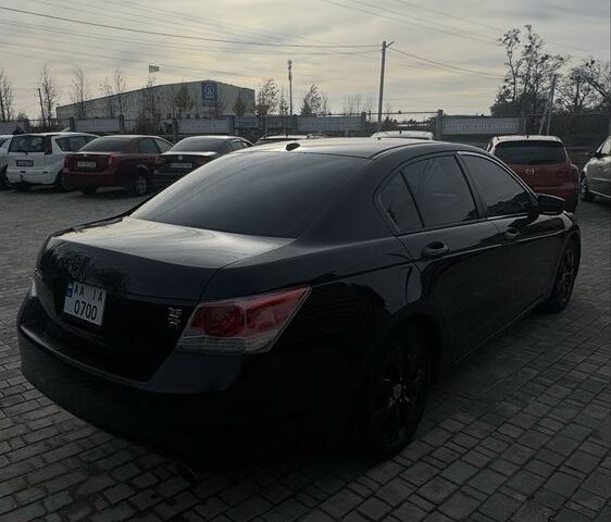 Чорний Хонда Аккорд, об'ємом двигуна 2.4 л та пробігом 280 тис. км за 7200 $, фото 2 на Automoto.ua