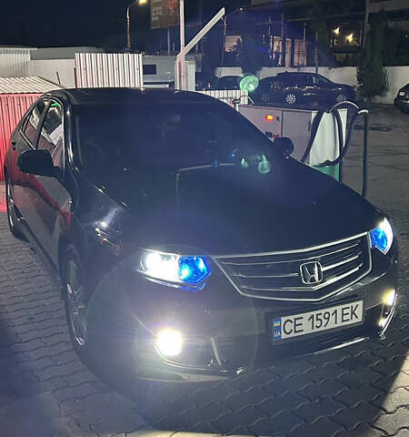 Чорний Хонда Аккорд, об'ємом двигуна 2 л та пробігом 285 тис. км за 9200 $, фото 2 на Automoto.ua