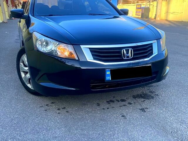 Черный Хонда Аккорд, объемом двигателя 2.4 л и пробегом 215 тыс. км за 6200 $, фото 6 на Automoto.ua