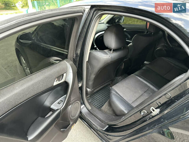 Черный Хонда Аккорд, объемом двигателя 2 л и пробегом 184 тыс. км за 7700 $, фото 15 на Automoto.ua