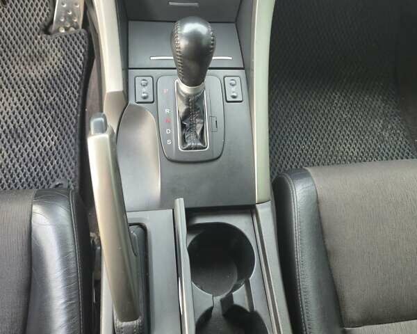 Черный Хонда Аккорд, объемом двигателя 2.35 л и пробегом 213 тыс. км за 9200 $, фото 7 на Automoto.ua