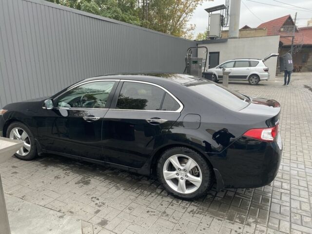 Черный Хонда Аккорд, объемом двигателя 2.4 л и пробегом 216 тыс. км за 8700 $, фото 7 на Automoto.ua