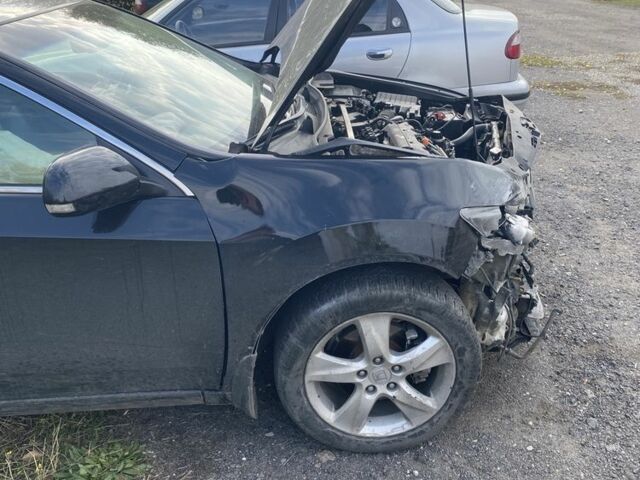 Черный Хонда Аккорд, объемом двигателя 2 л и пробегом 240 тыс. км за 4500 $, фото 2 на Automoto.ua