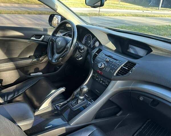 Чорний Хонда Аккорд, об'ємом двигуна 2 л та пробігом 177 тис. км за 9000 $, фото 13 на Automoto.ua