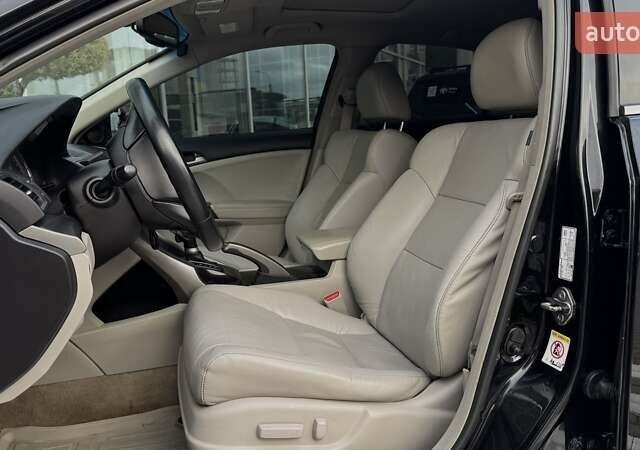 Черный Хонда Аккорд, объемом двигателя 2 л и пробегом 239 тыс. км за 10500 $, фото 18 на Automoto.ua