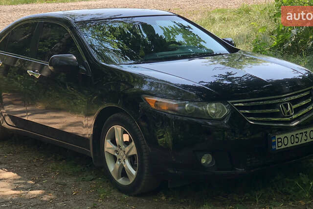 Чорний Хонда Аккорд, об'ємом двигуна 2.4 л та пробігом 148 тис. км за 9800 $, фото 1 на Automoto.ua