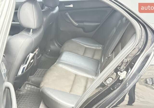 Чорний Хонда Аккорд, об'ємом двигуна 2.35 л та пробігом 187 тис. км за 6800 $, фото 5 на Automoto.ua