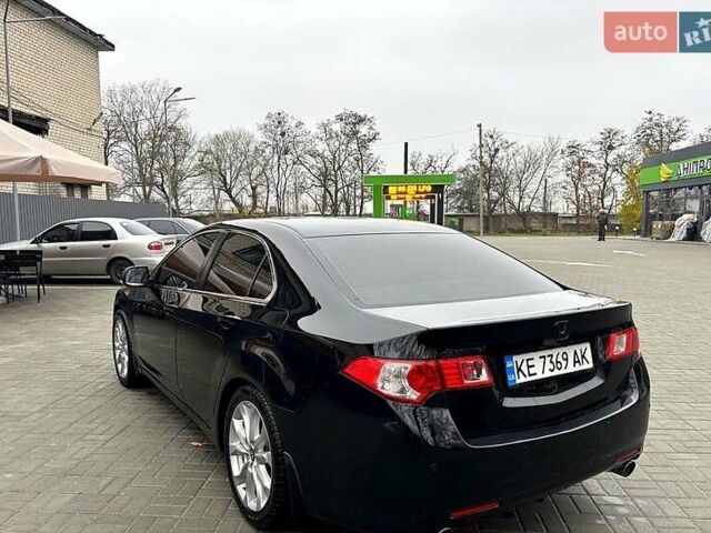 Черный Хонда Аккорд, объемом двигателя 2.4 л и пробегом 310 тыс. км за 10000 $, фото 2 на Automoto.ua