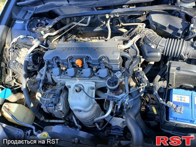 Черный Хонда Аккорд, объемом двигателя 2 л и пробегом 273 тыс. км за 7999 $, фото 4 на Automoto.ua