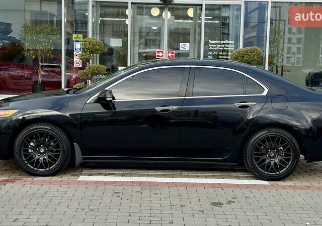 Черный Хонда Аккорд, объемом двигателя 2 л и пробегом 239 тыс. км за 10500 $, фото 2 на Automoto.ua