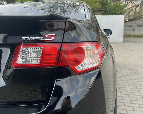 Чорний Хонда Аккорд, об'ємом двигуна 2 л та пробігом 285 тис. км за 9200 $, фото 13 на Automoto.ua